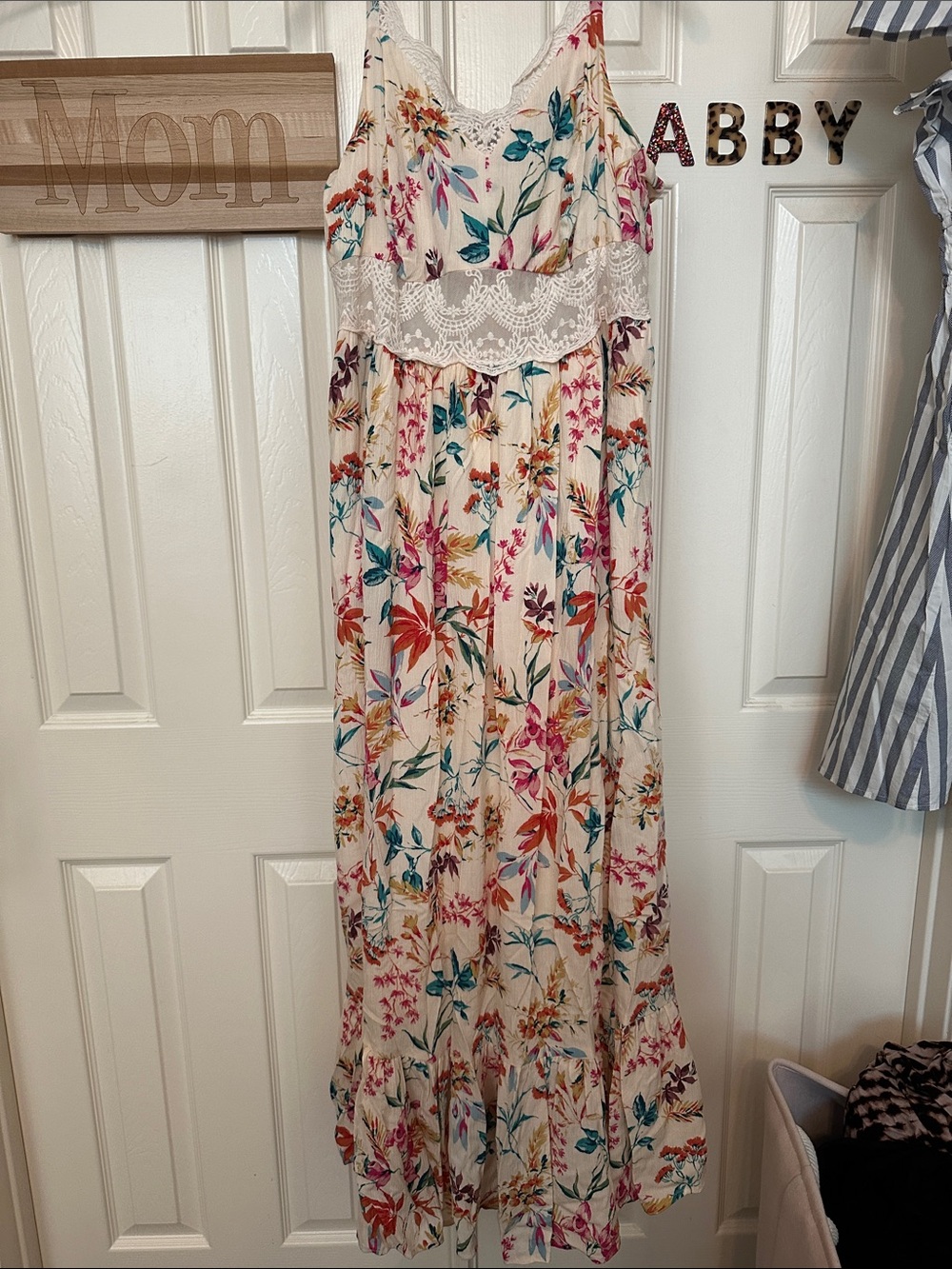 torrid Cream Floral Lace-Trim Maxi Dress
